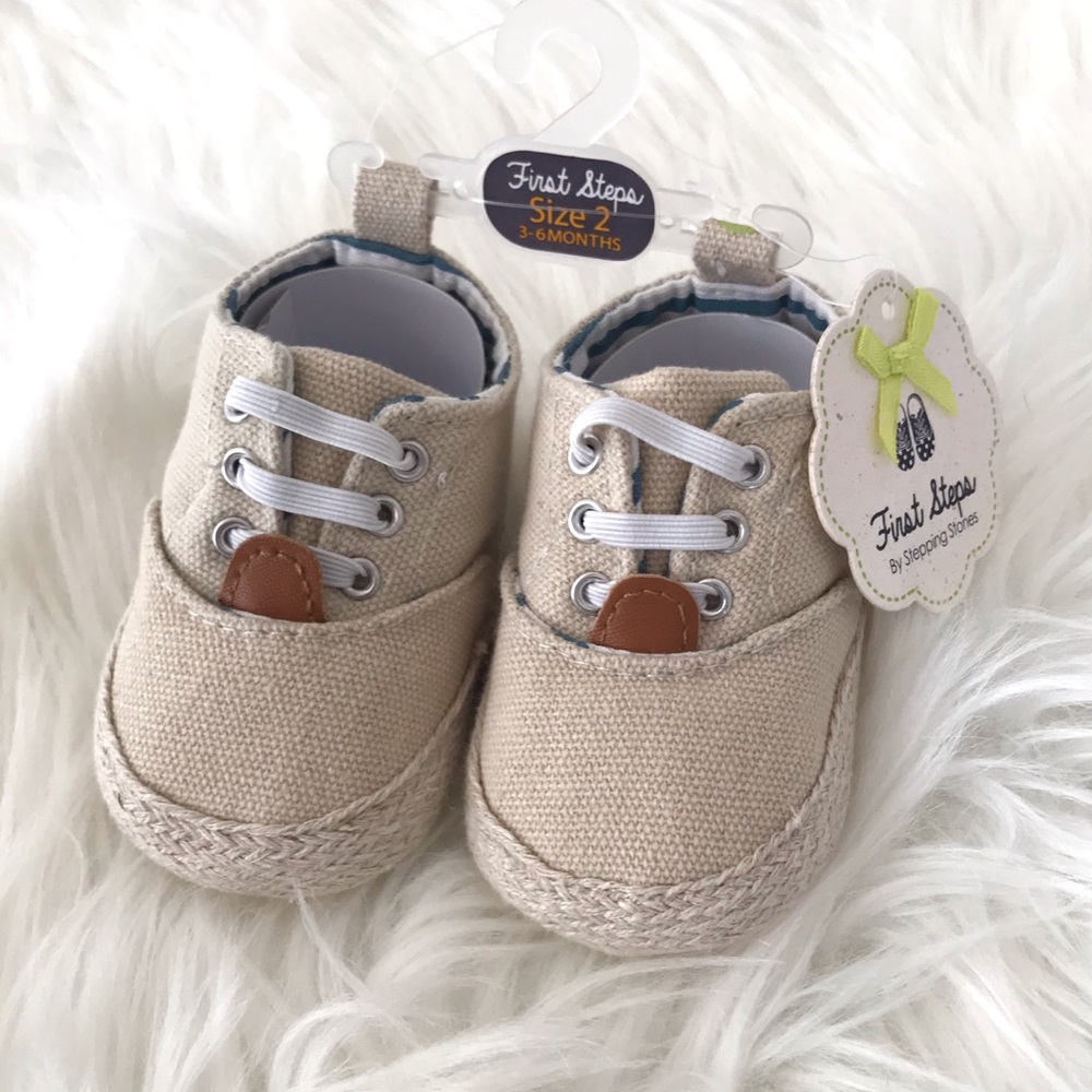 NWT!! First Steps shoes 3-6 months